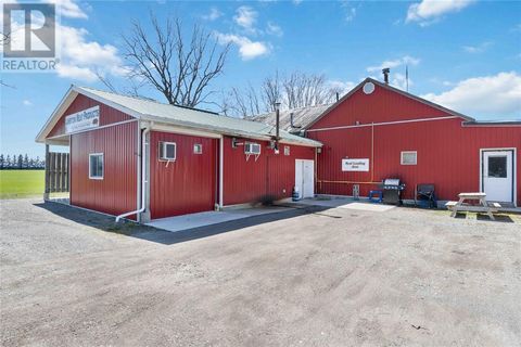 3099 Broadway STREET Brooke-Alvinston ON N0N1A0