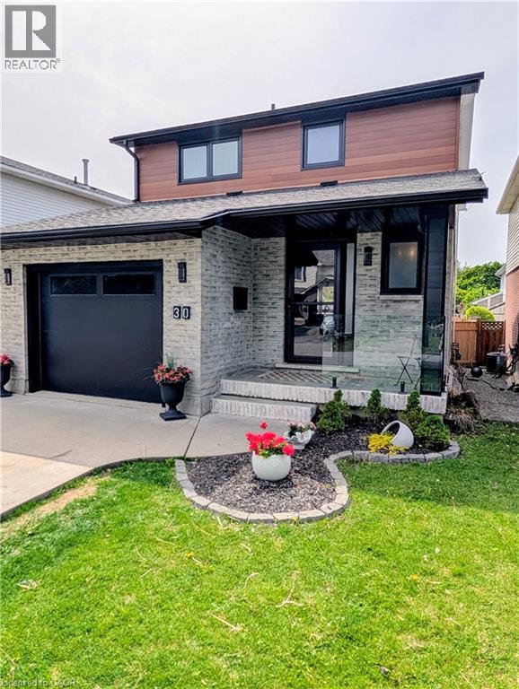 30 BUCHANAN Crescent