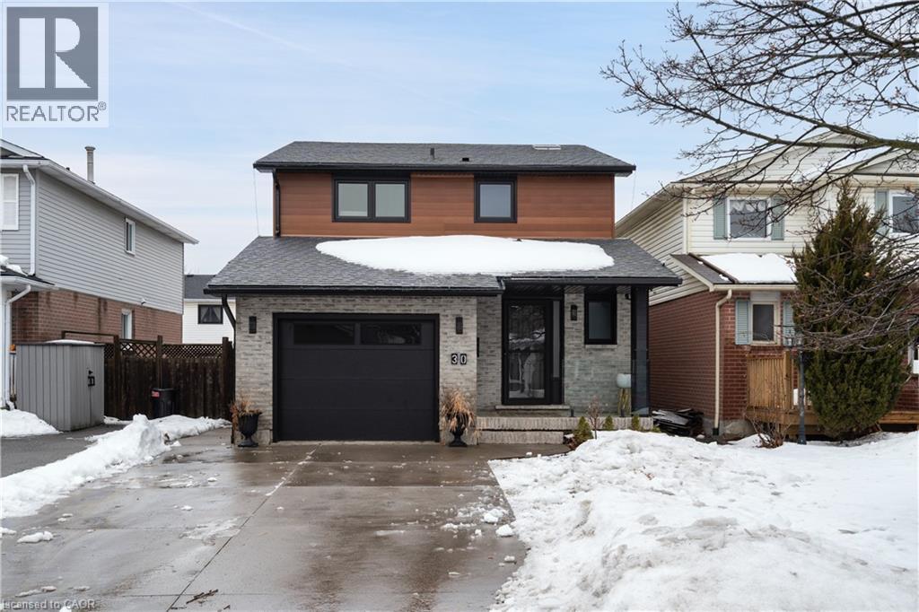 30 BUCHANAN Crescent