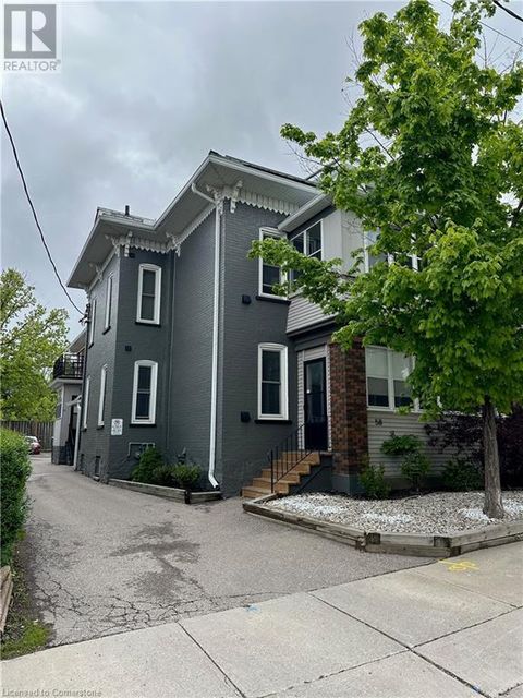 58 MADISON Avenue N Kitchener ON N2H2Z6
