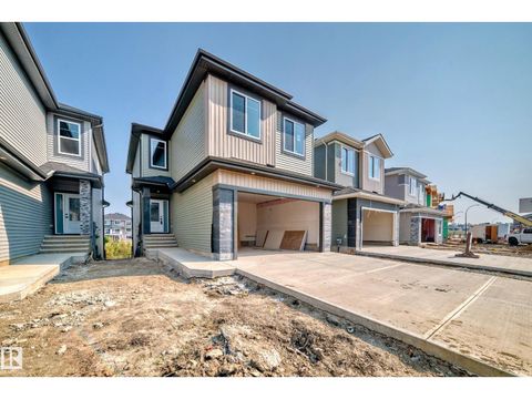 15 AXELWOOD CR Spruce Grove AB T7X3C6