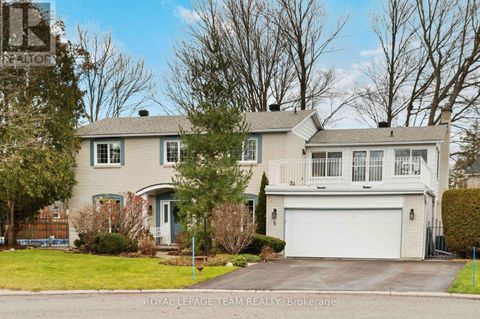 5 ERINLEA COURT Ottawa ON K2E7C8