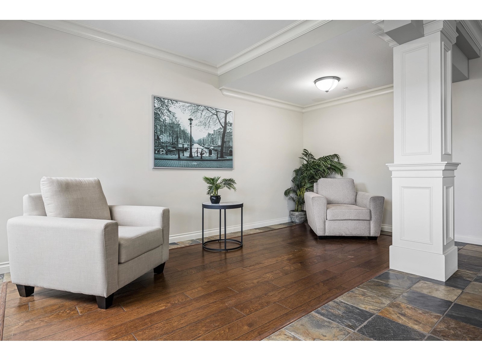 202 32729 GARIBALDI DRIVE