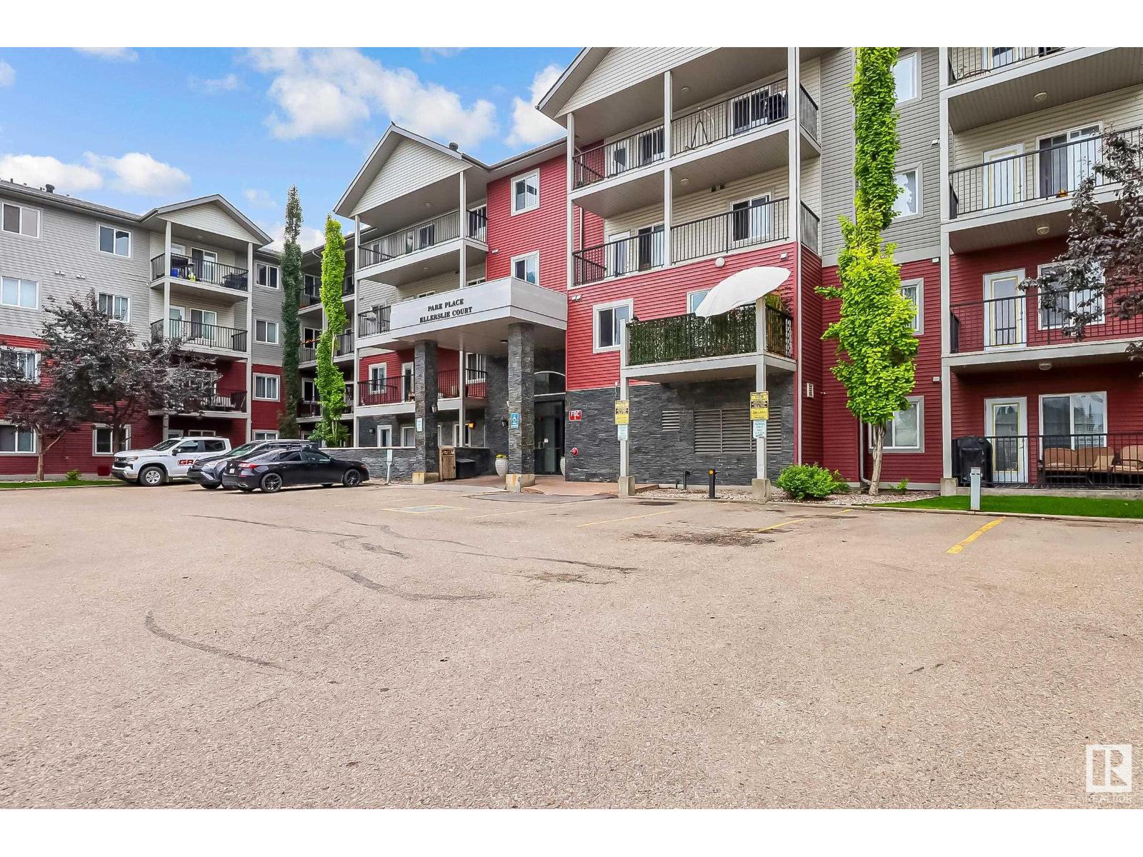 #415 111 EDWARDS DR SW