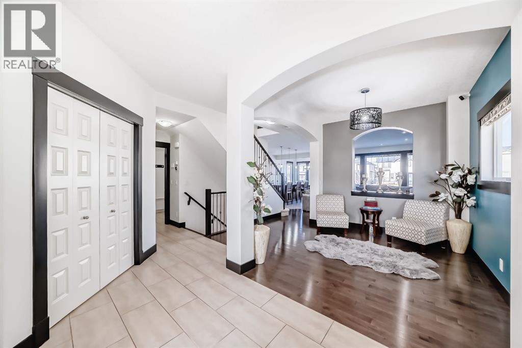 16 Skyview Shores Gardens NE