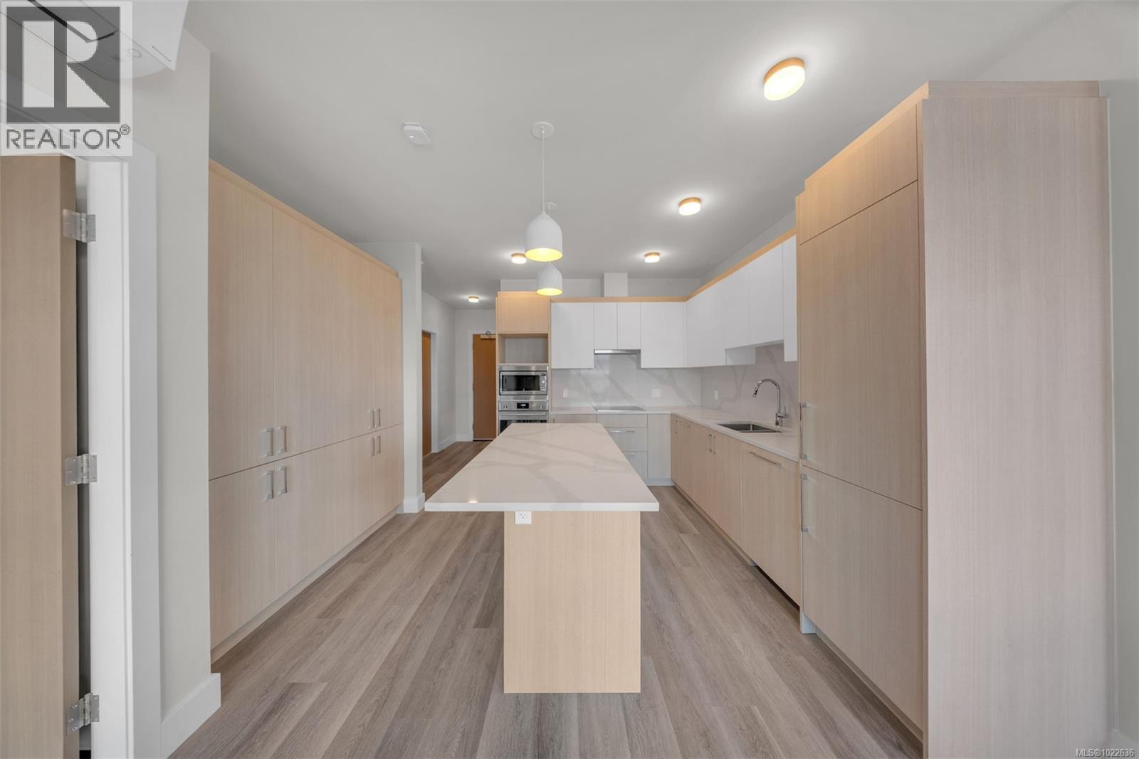 1009 622 Admirals Rd