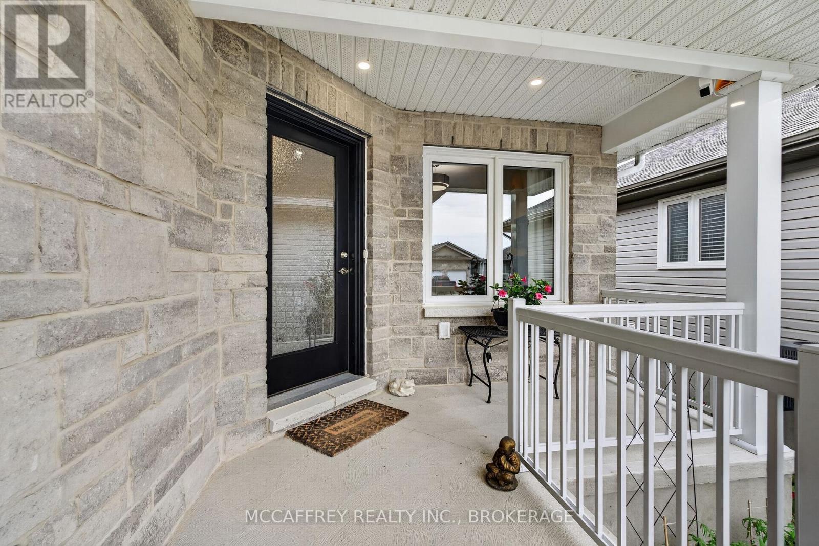 138 BRENNAN CRESCENT