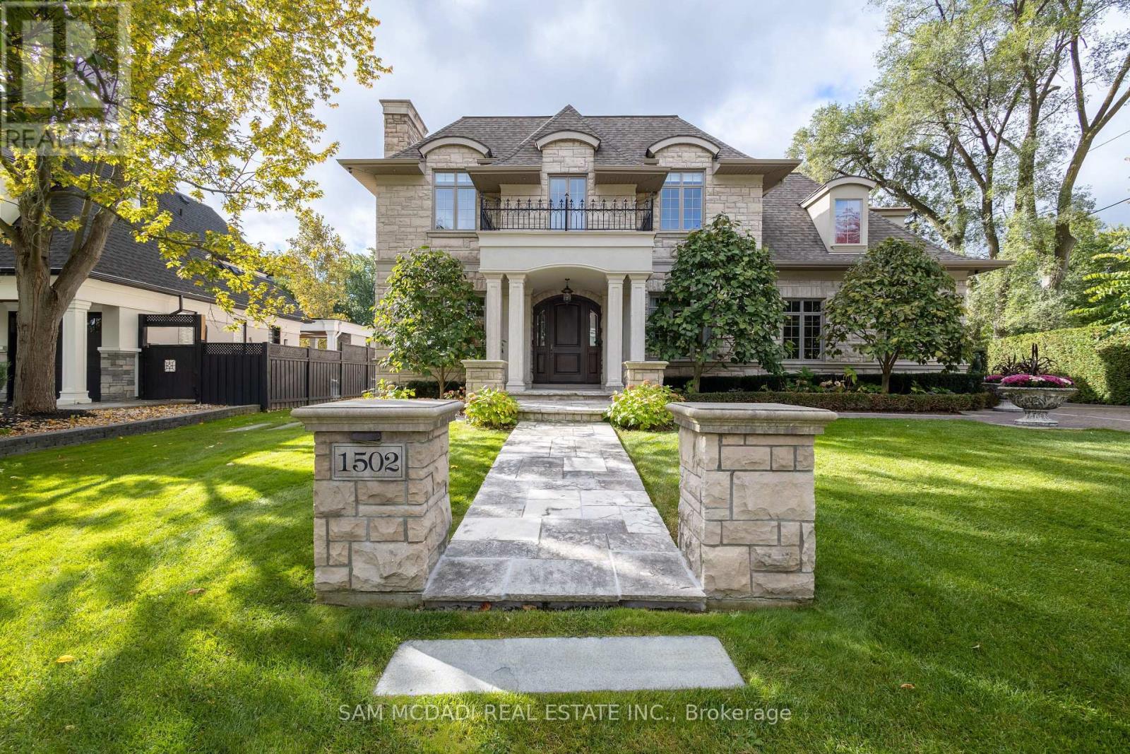 1502 GREGWOOD ROAD