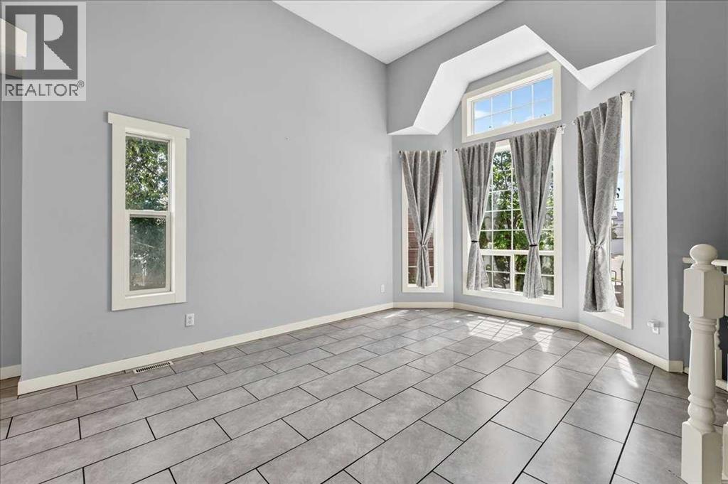 254 Douglas Glen Heath SE
