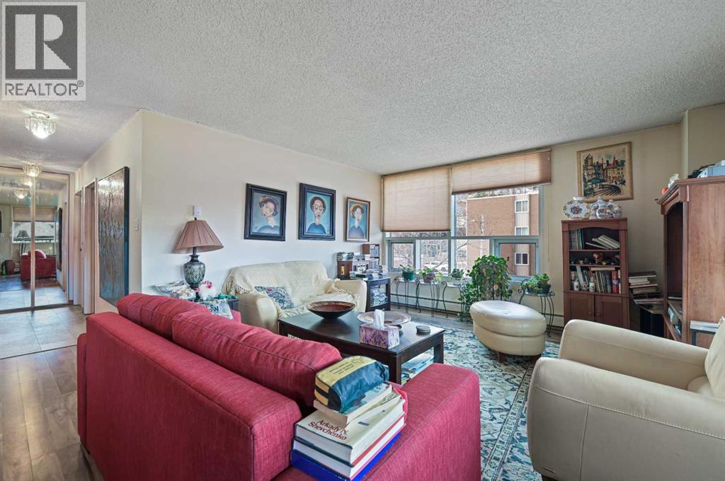 2A, 133 25 Avenue SW