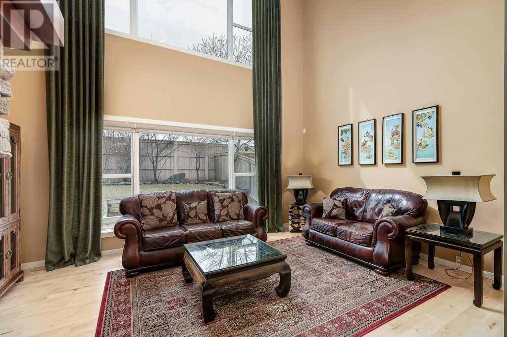 48 Chapala Square SE