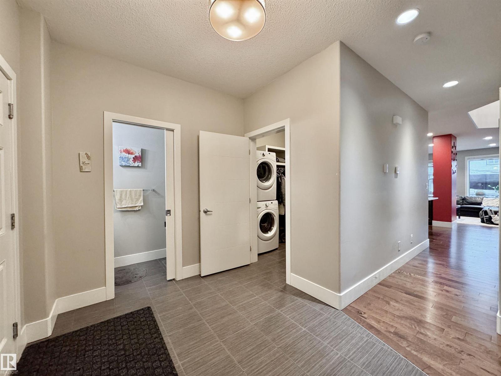 3254 ALLAN WY SW