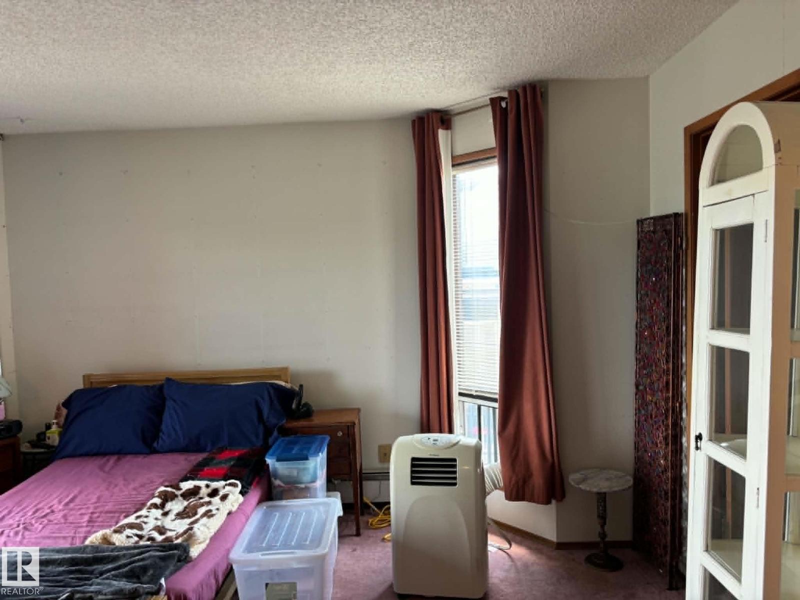 #401 10743 107 ST NW NW
