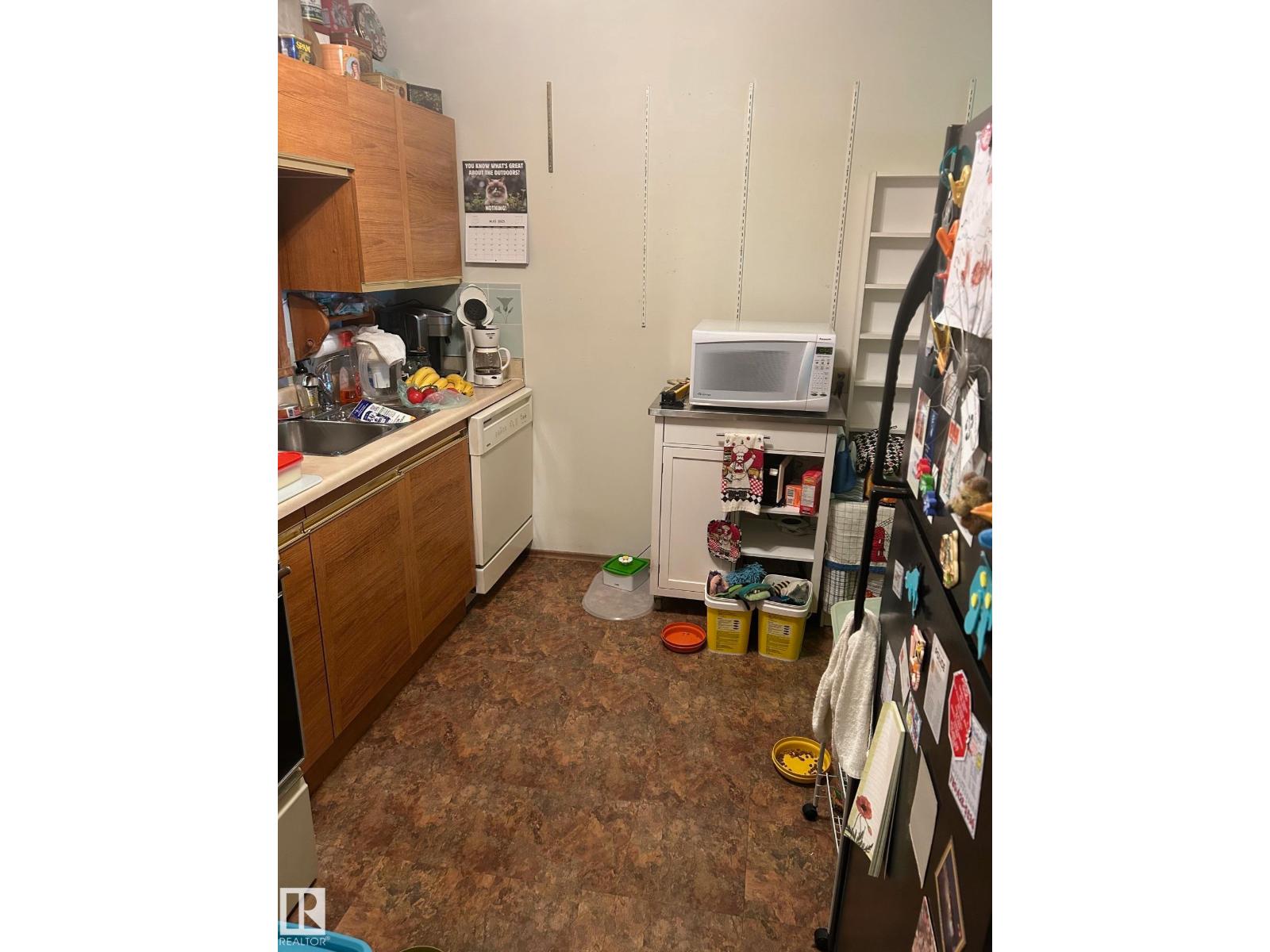 #401 10743 107 ST NW NW