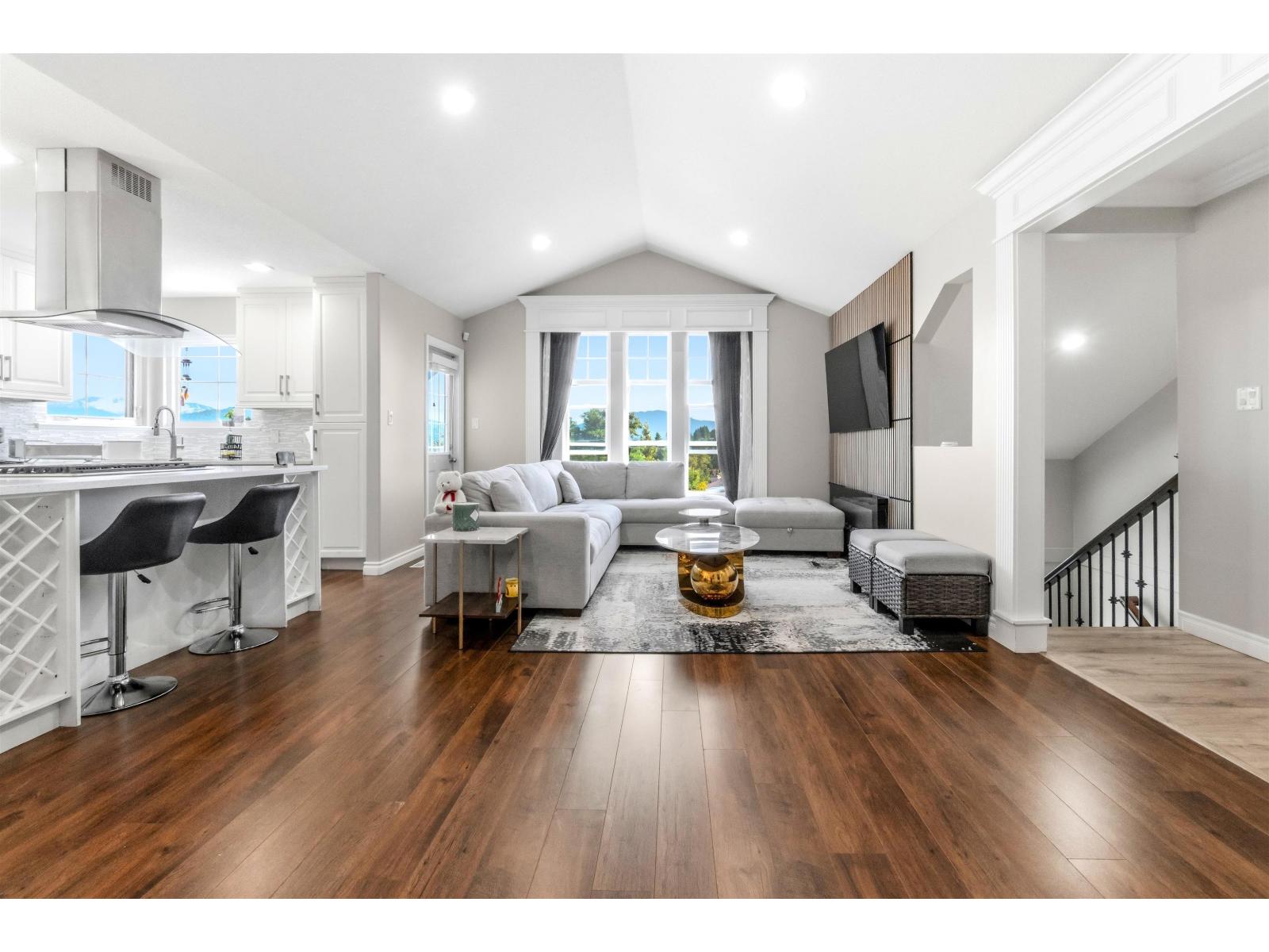 36021 SPYGLASS COURT