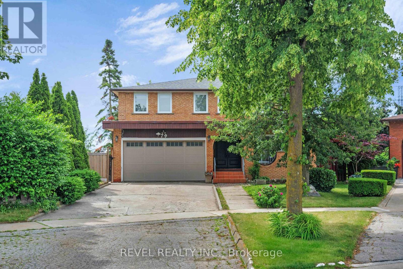 79 ARRAN CRESCENT