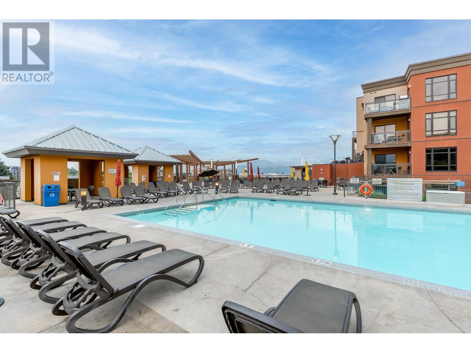 654 Cook Road Unit# 321