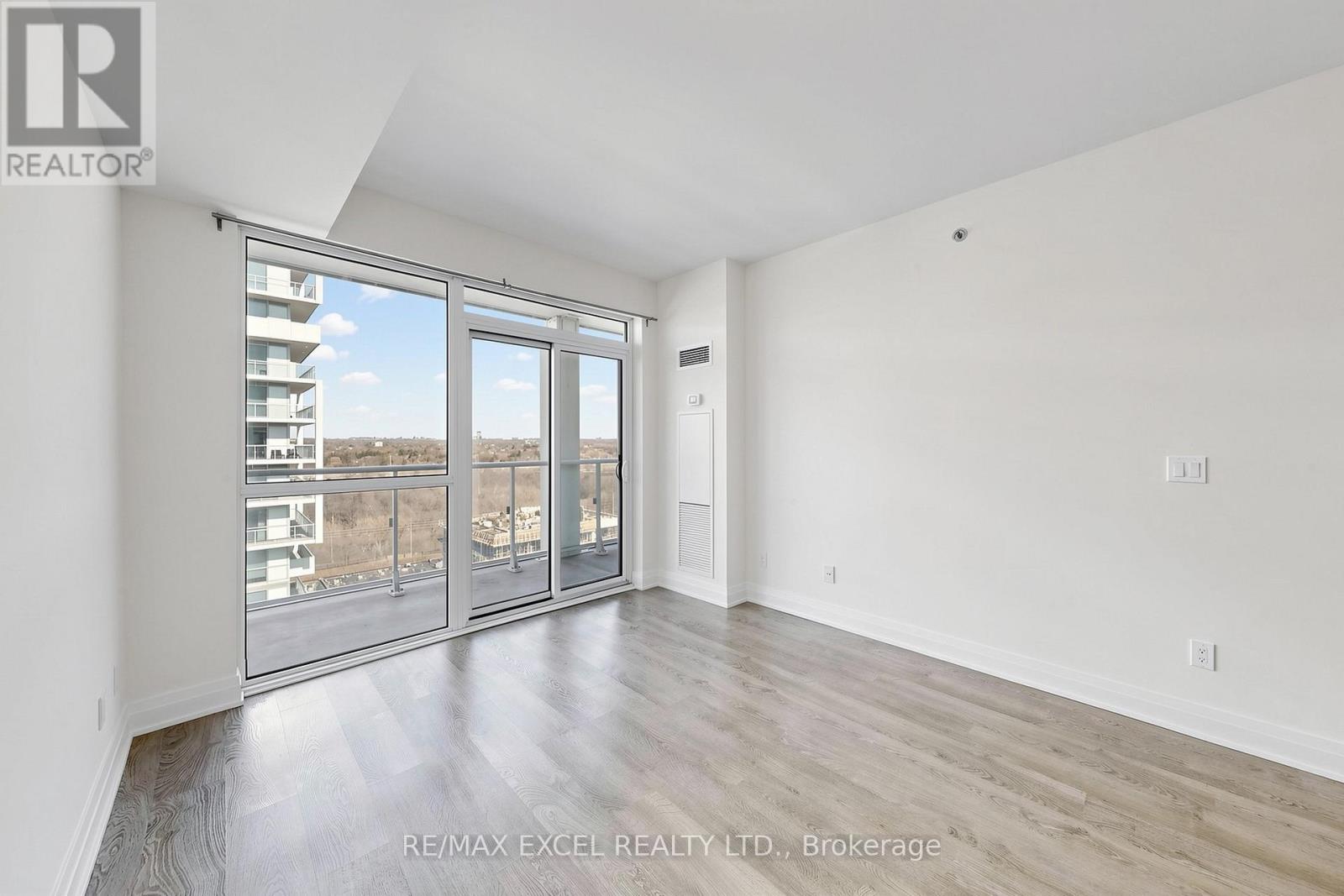 1702 - 55 SPEERS ROAD