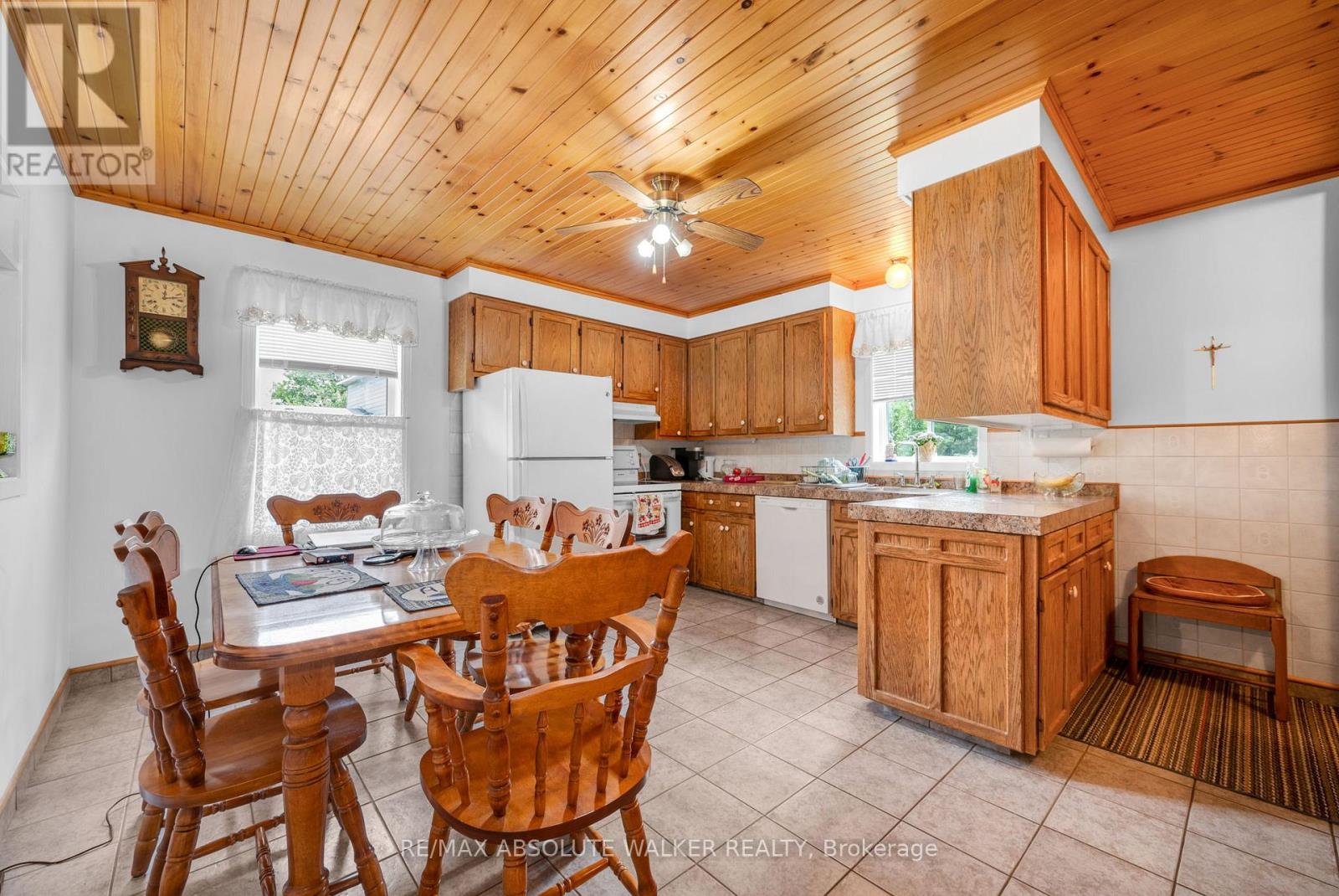 1121 CHOLETTE CRESCENT