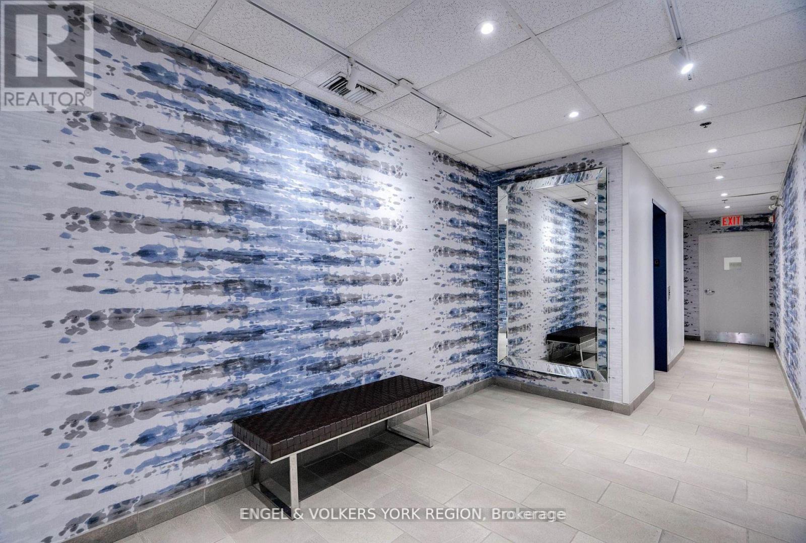 203 - 1174 YONGE STREET