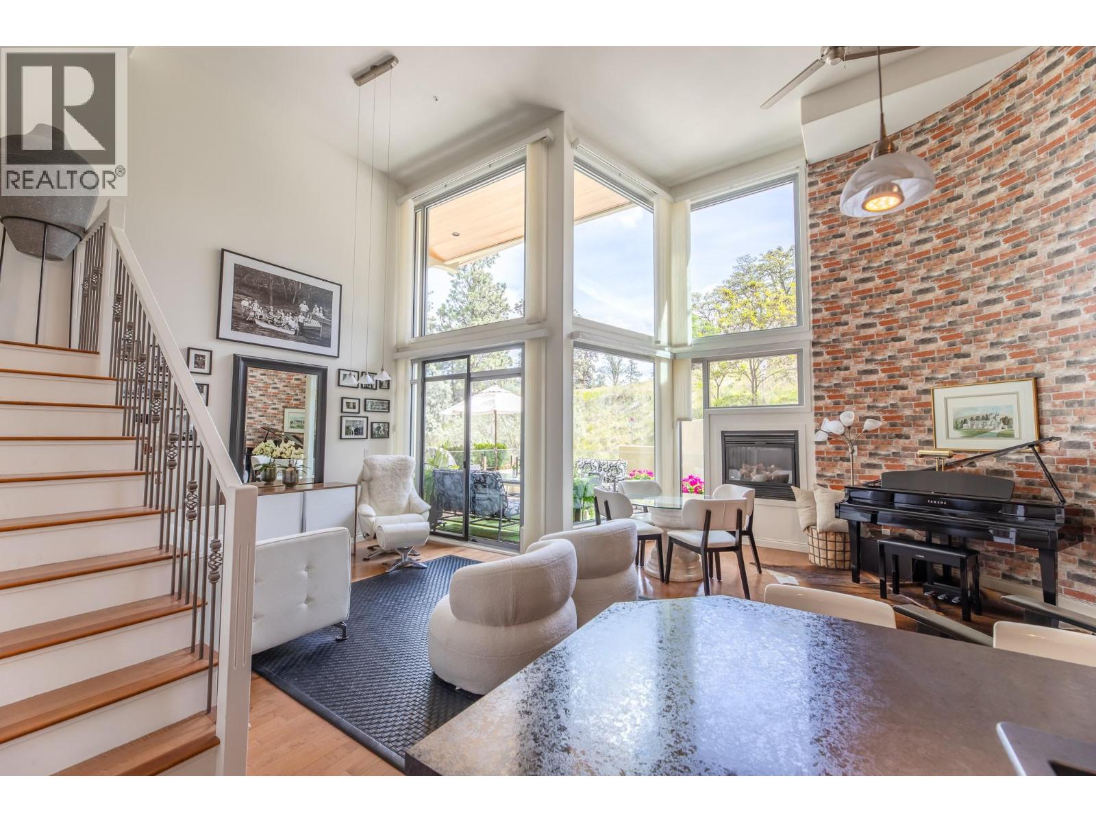 250 MARINA Way Unit# 208