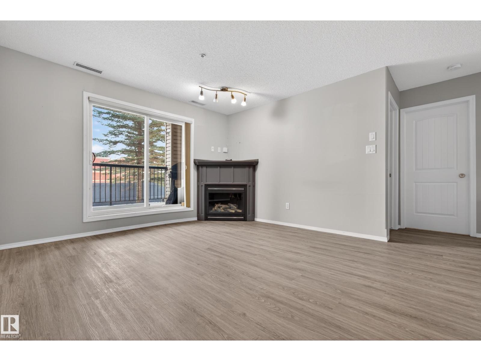 #131 2098 Blackmud Creek DR SW SW