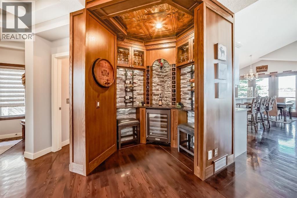 326 Tuscany Ravine Road NW