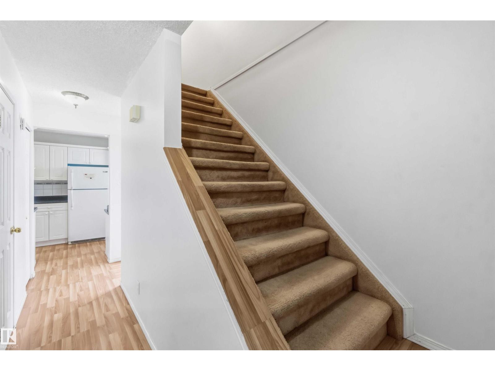 140 PRIMROSE GARDENS GD NW