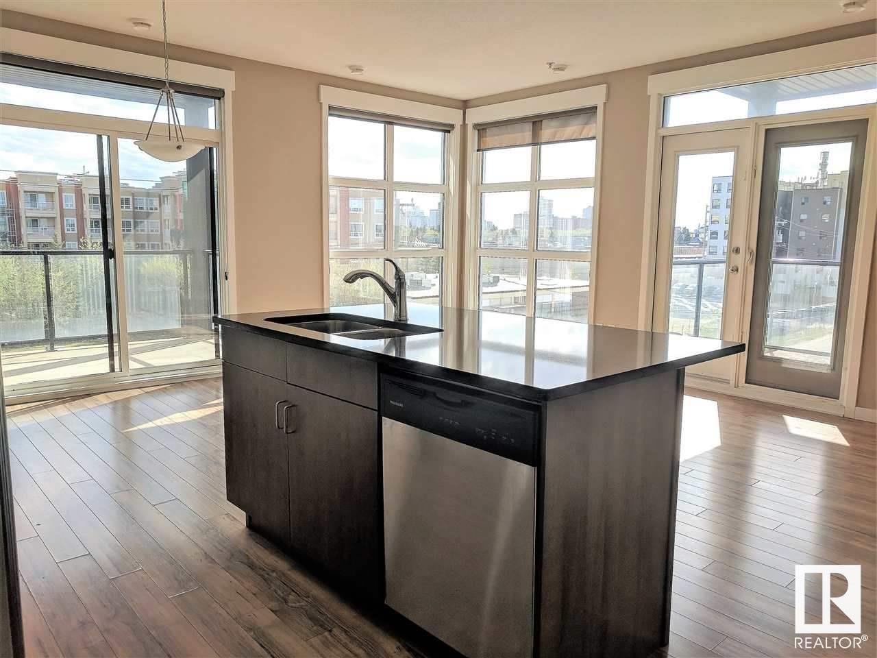 #405 10518 113 ST NW