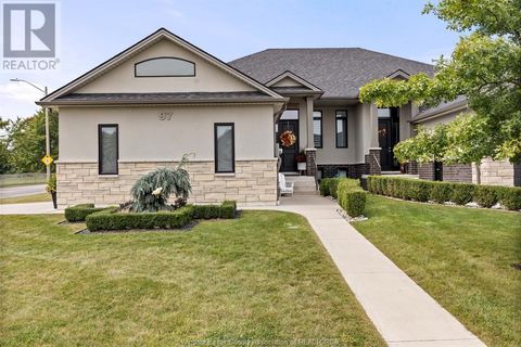 97 CAROLINA WOODS CRESCENT Leamington ON N8H5N2