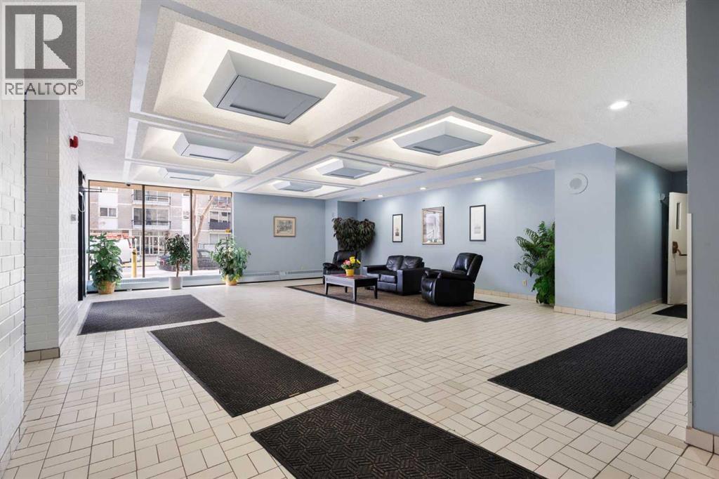 408, 924 14 Avenue SW