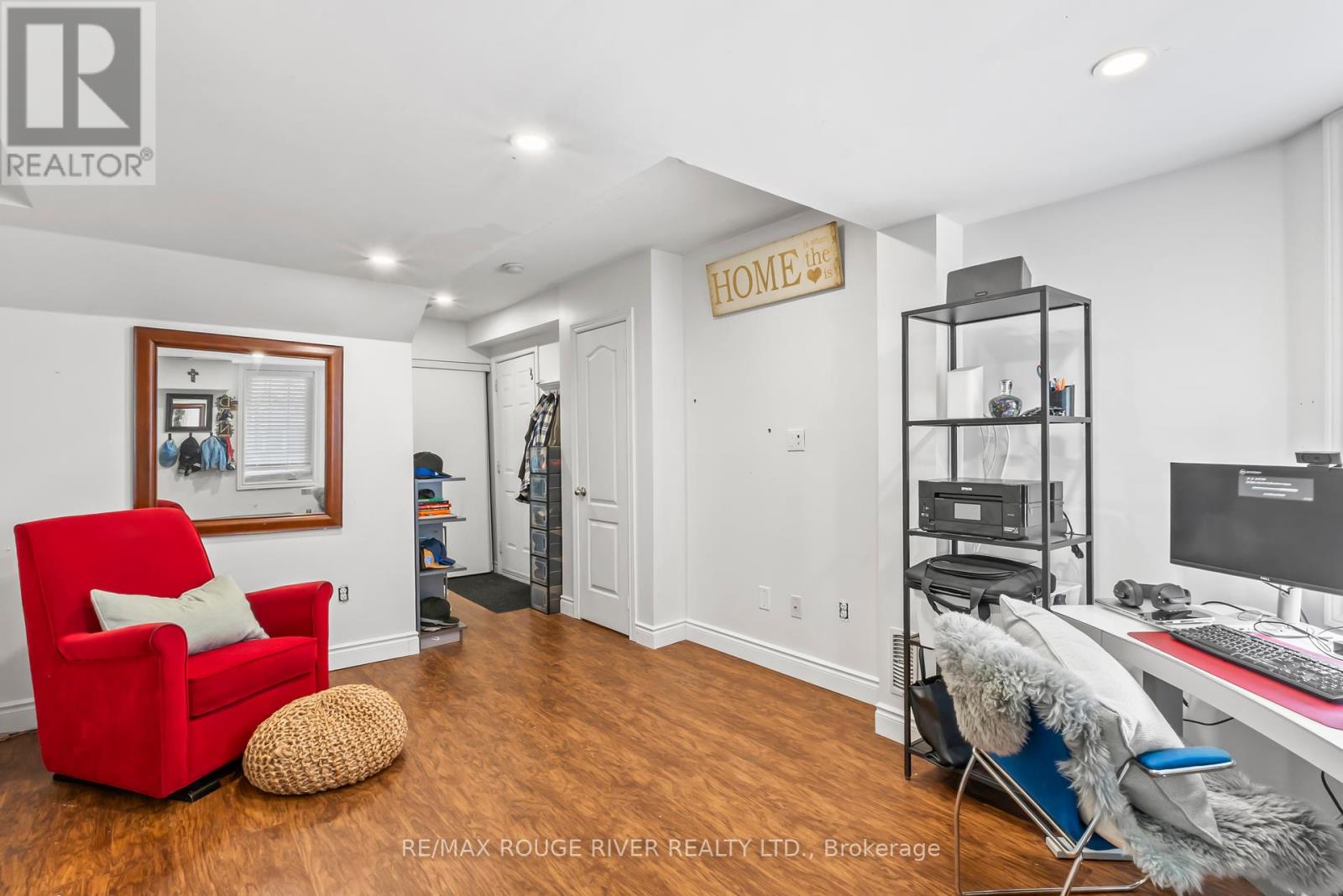 15 POTTLE LANE