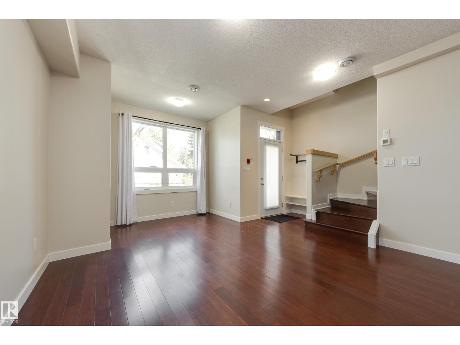 8308 108 ST NW
