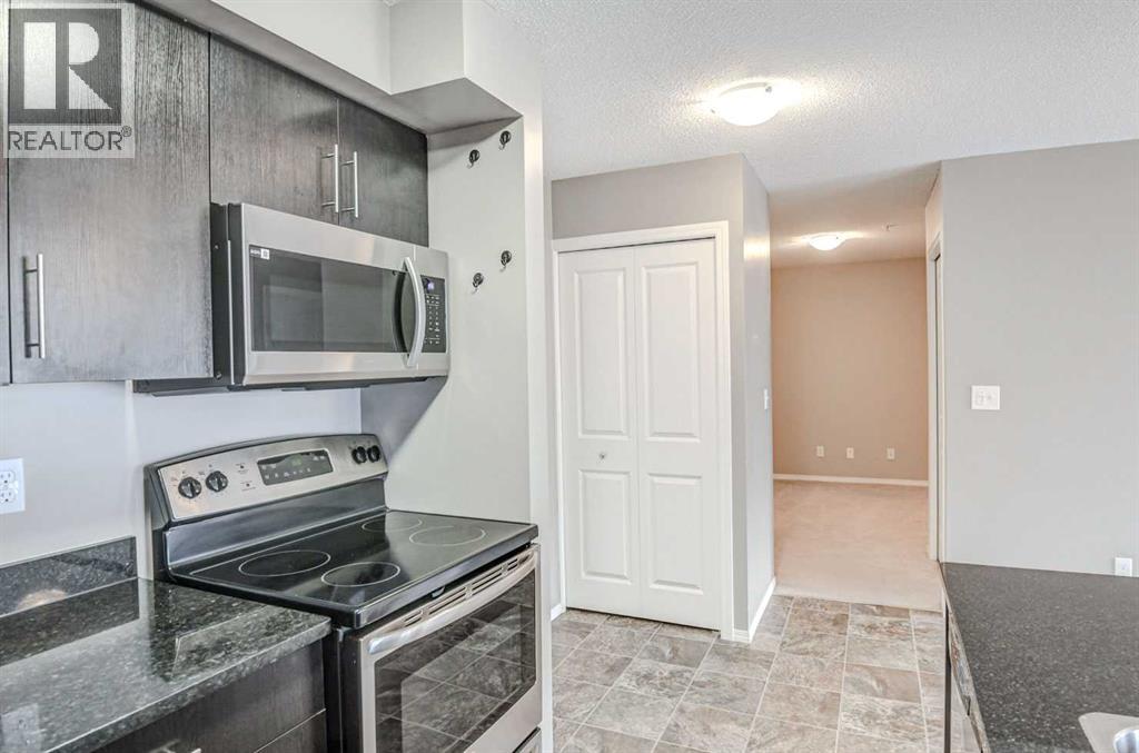 221, 195 Kincora Glen Road NW