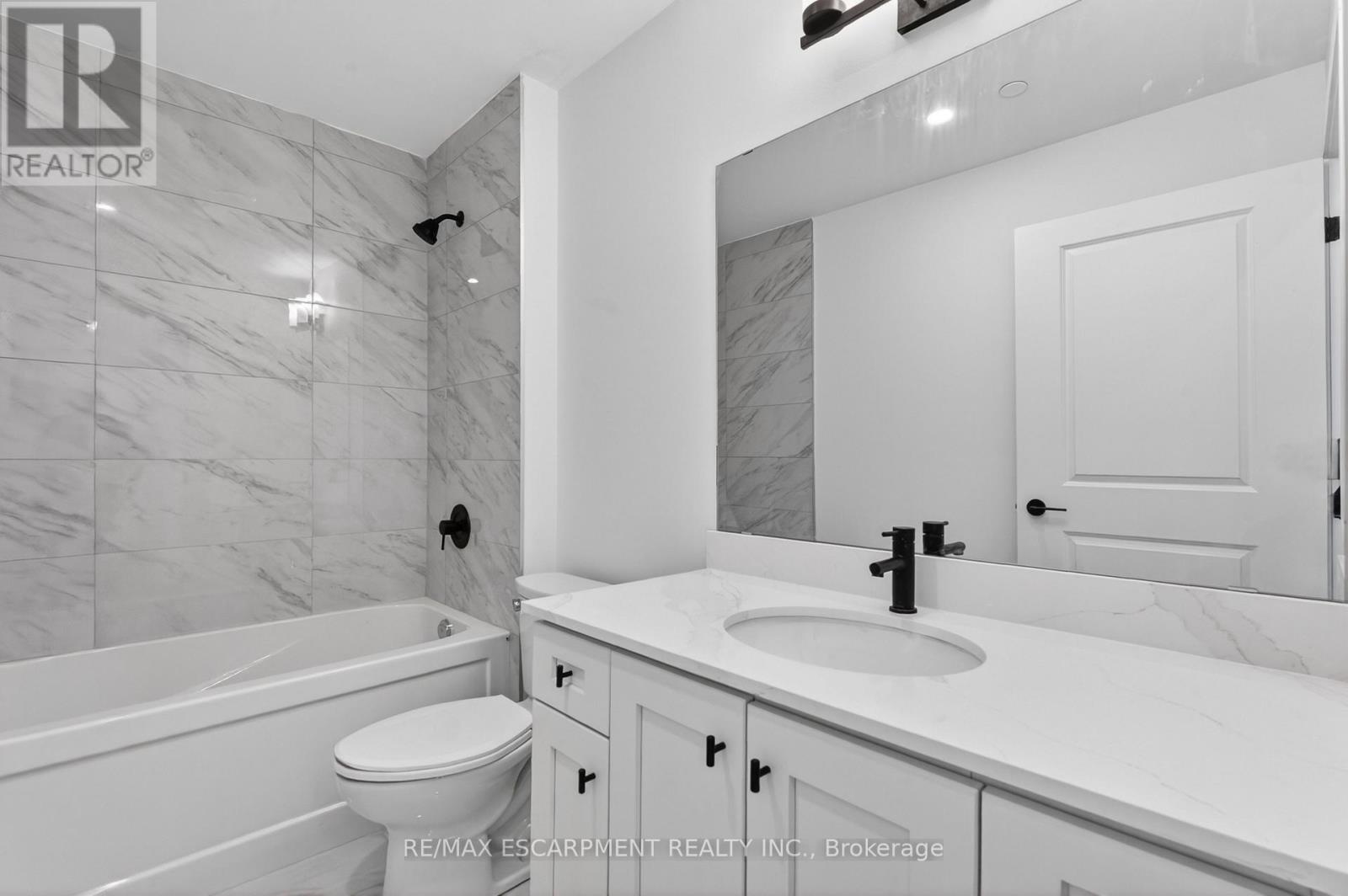 707 - 461 GREEN ROAD W