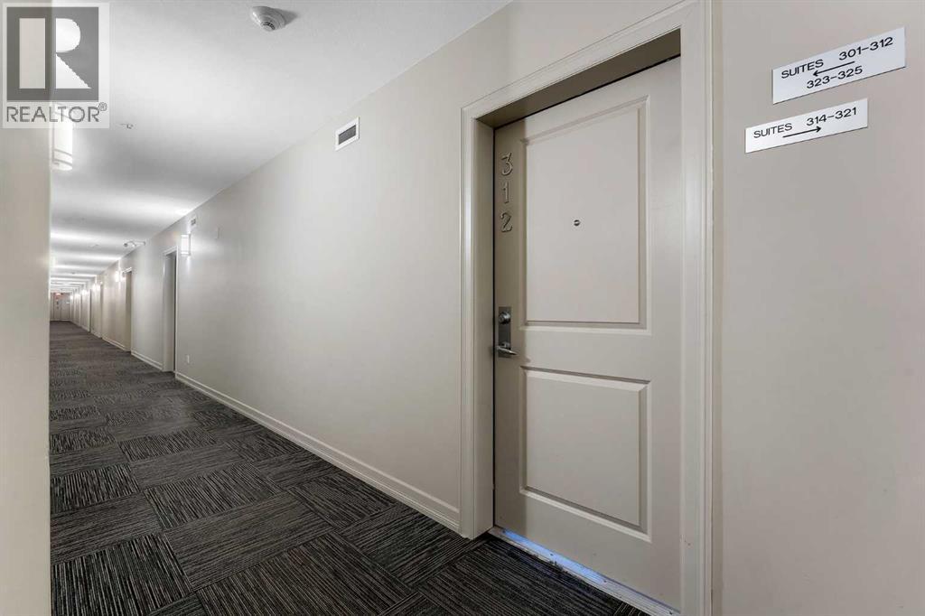 312, 117 Copperpond Common SE