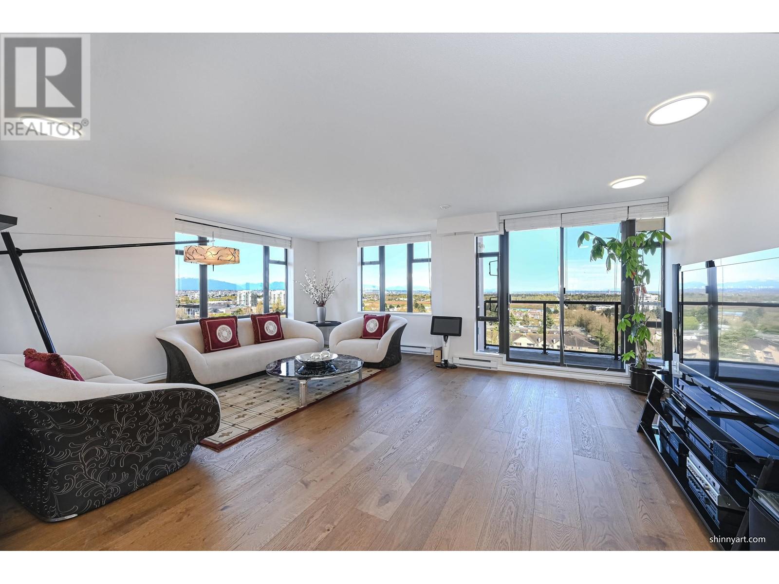 1702 5933 COONEY ROAD