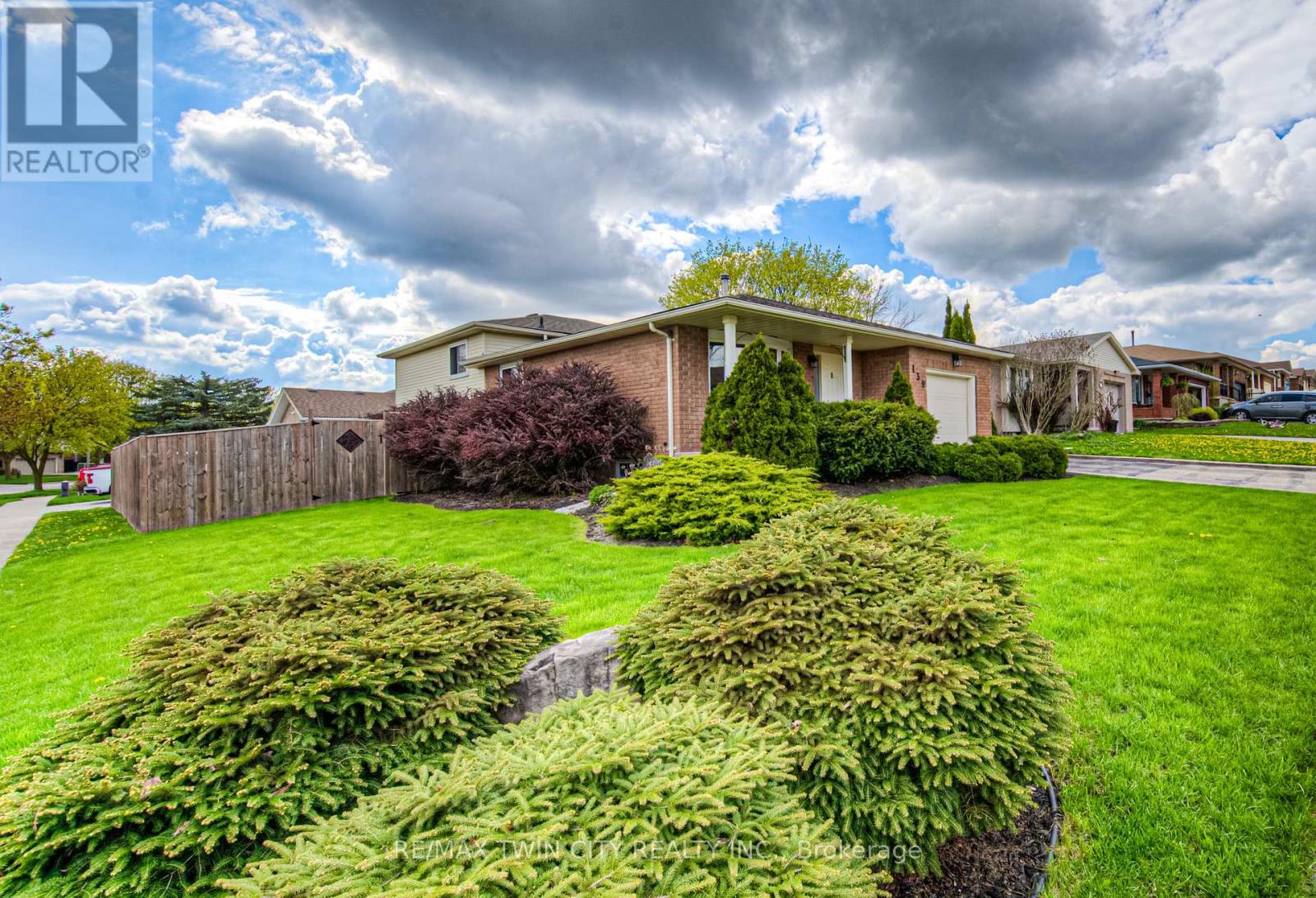 139 BRIERDALE DRIVE
