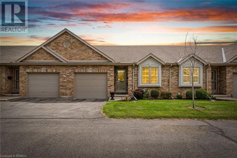 25 COBDEN Court Unit# 10 Brantford ON N3R8B5