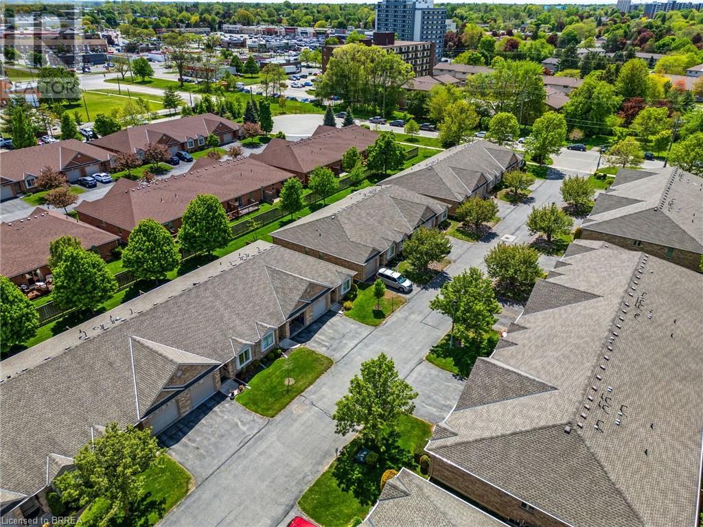 25 COBDEN Court Unit# 10