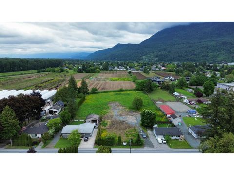 2 4524 NO 3 ROAD|Yarrow Chilliwack BC V2R5E8
