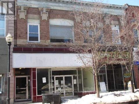 956 2ND AVENUE E Owen Sound ON N4K2H6