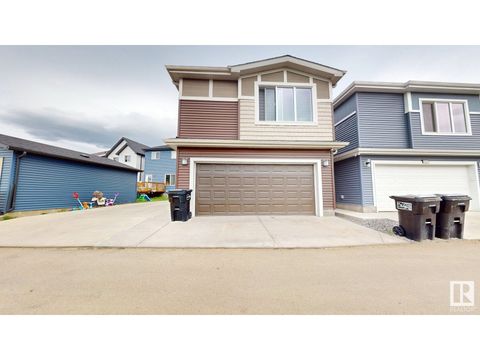 1645 PLUM CI SW Edmonton AB T6X2Y5