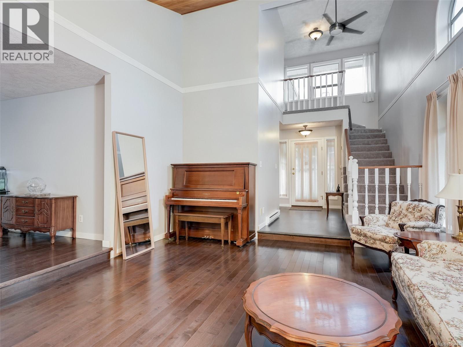 1010 Scottswood Lane