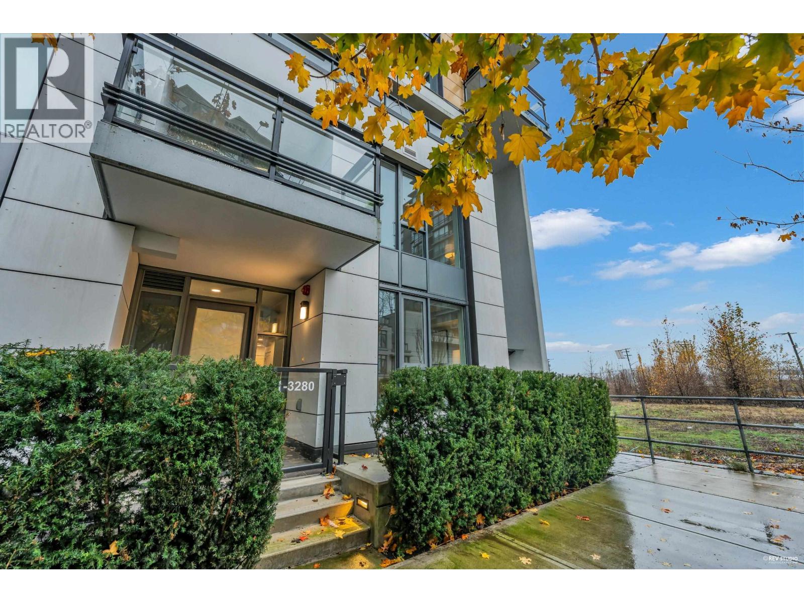 TH1 3280 CORVETTE WAY