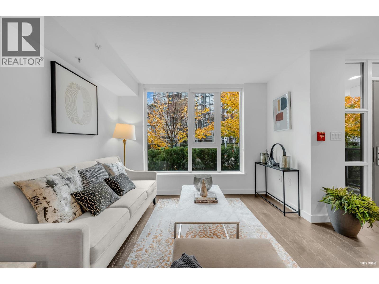 TH1 3280 CORVETTE WAY