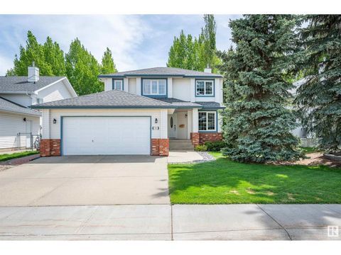 71 CALICO DR Sherwood Park AB T8A5P3