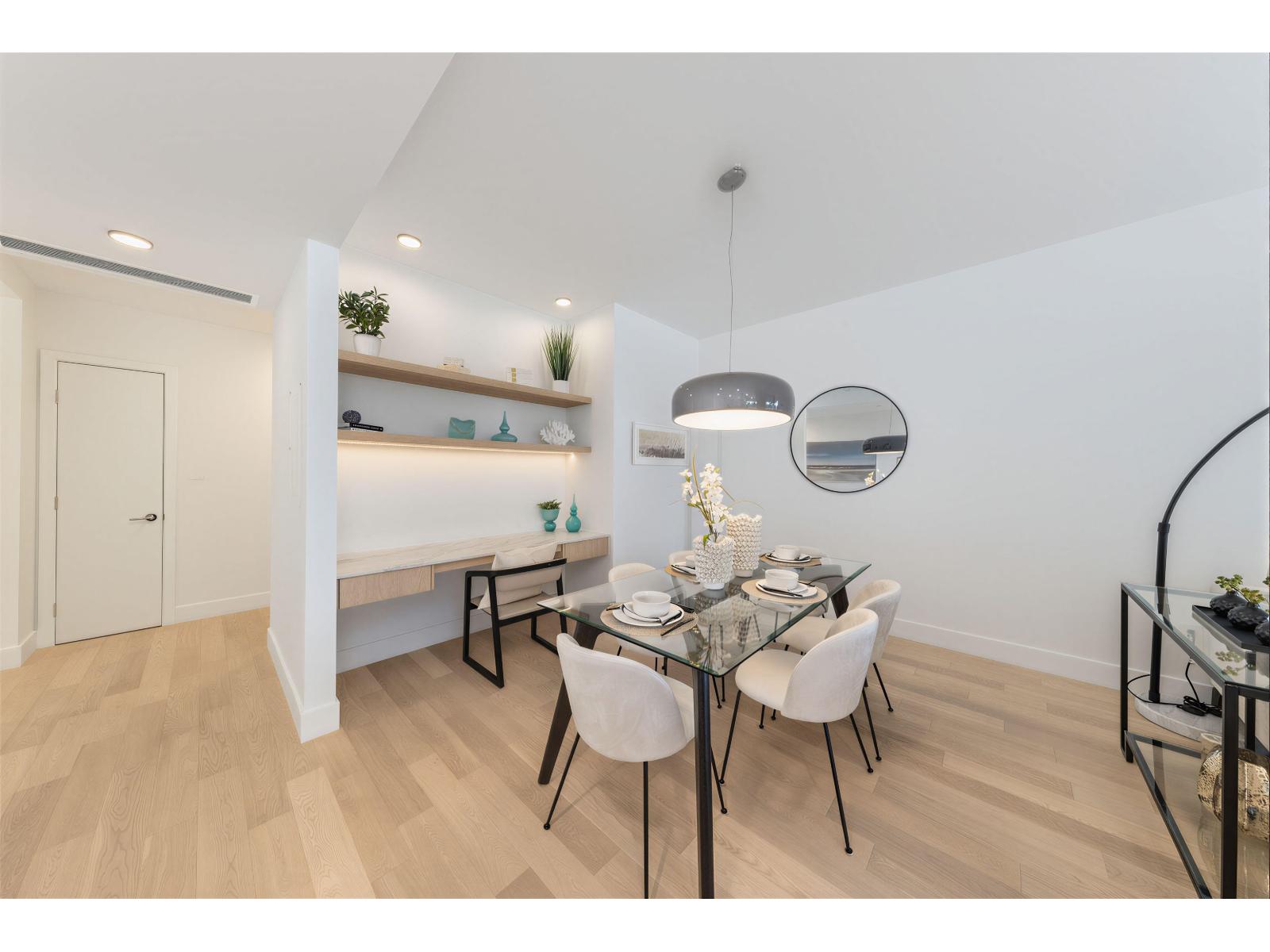 201 1475 FOSTER STREET