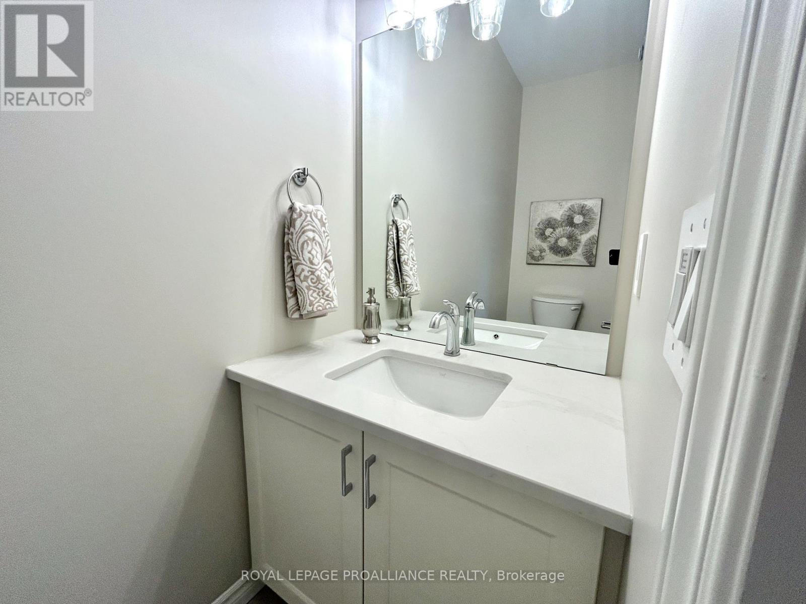 16 PEACE RIVER STREET