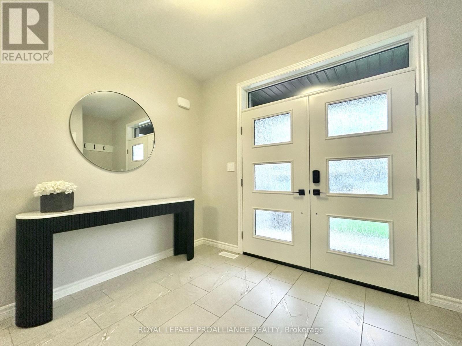 16 PEACE RIVER STREET